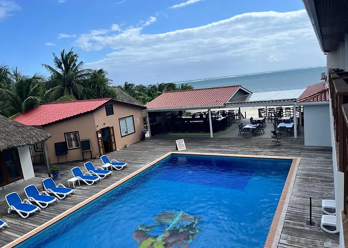 Captain Morgan's Retreat 3*