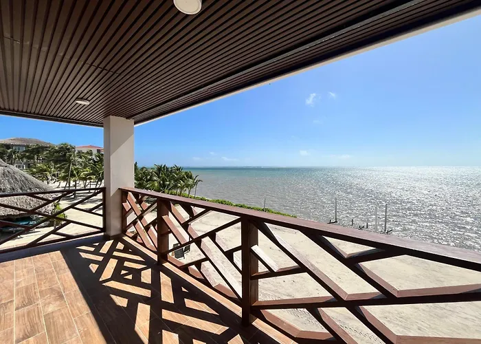 Captain Morgan's Retreat Hotel 3*