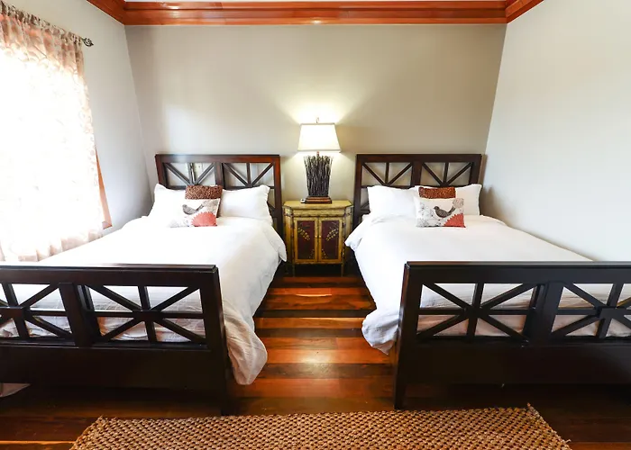 Hotel Captain Morgan's Retreat