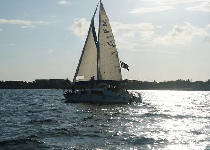Captain Morgan's Retreat 3*