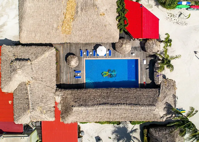 Captain Morgan's Retreat Hotel